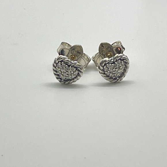 David Yurman Petite Pave Heart Earrings with Diamonds - Picture 3 of 12